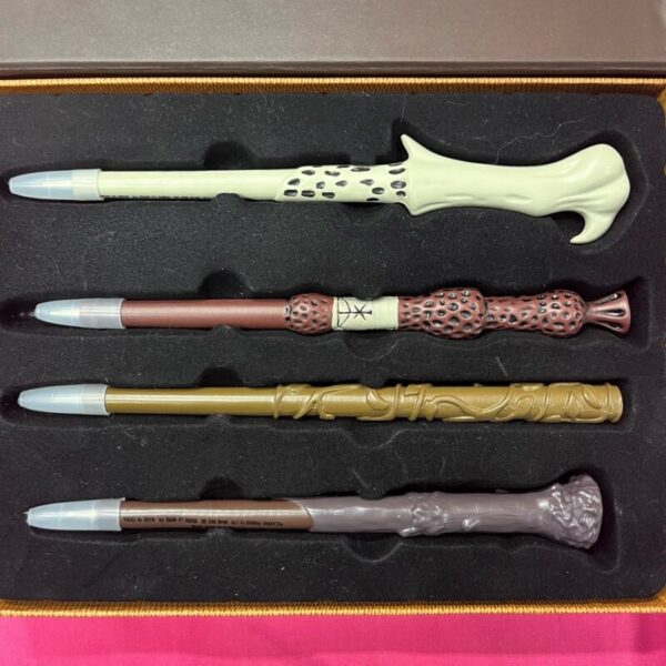 Harry Potter 4 Piece Wand Pen Set - Image 4
