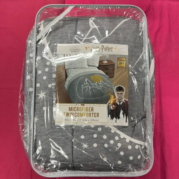 Harry Potter - Hogwarts Themed Twin Microfiber Comforter