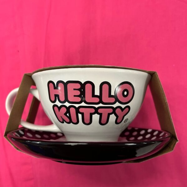 Hello Kitty - Tea Cup and Saucer Set