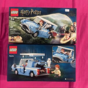 Harry Potter - Flying Ford Anglia LEGO Set