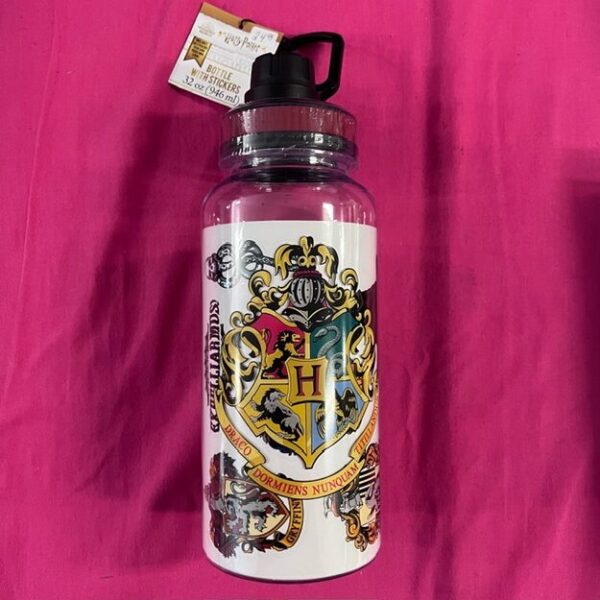 Harry Potter - 32oz Hogwarts Water Bottle With Stickers