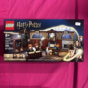 Harry Potter - Hogwarts Castle: Charms Class LEGO Set